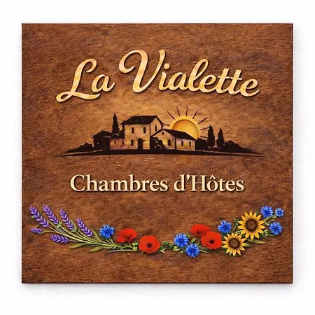 La-vialette D Hotes לינה וארוחת בוקר 3*